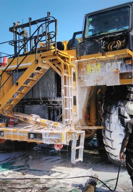 Cleaning Yellow Machinery for Export