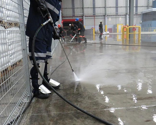 Ultra High Pressure Floor Cleaning