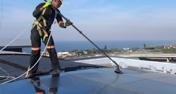 Galleria Mall Glass Cleaning