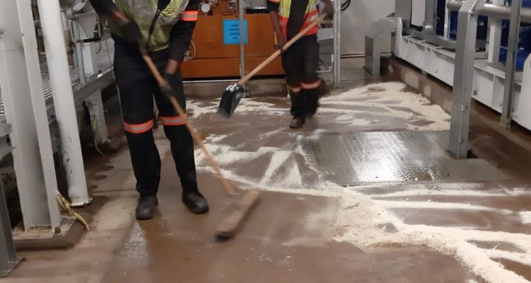 Hydraulic Oil Spill Clean