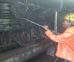 Locomotive Cleaning