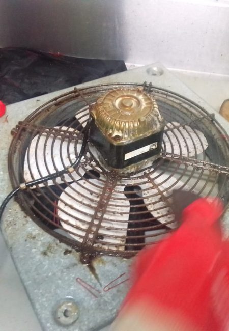 Kitchen Extractor Fan Cleaning