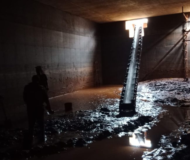 Water Reservoir Desilt and Clean
